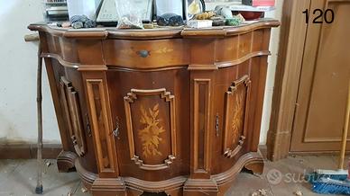 Mobile credenza classica in legno