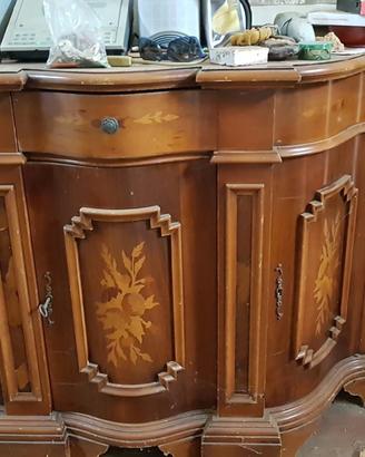 Mobile credenza classica in legno