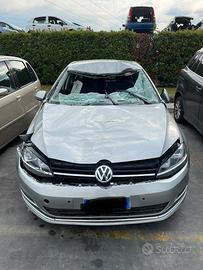 Volkswagen Golf 7 per ricambi