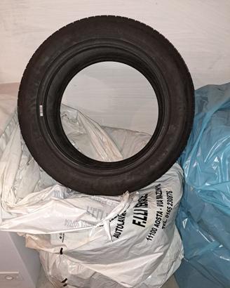 N.4 PNEUMATICI estivi 225/55 R18