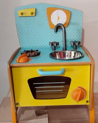 cucina giocattolo in legno