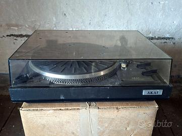 Giradischi a trasmissione diretta Akai AP-206C