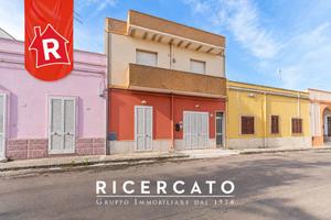 Villa di 150 m² con più di 5 locali a Trepuzzi