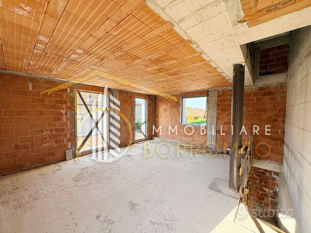 House in Lazzate, Monza e della Brianza - Altro