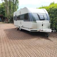 Caravan Roulotte HOBBY - Deluxe 490 (2017)