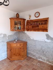 credenza  in legno massello 