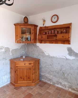 credenza  in legno massello 