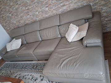 Divano in pelle 