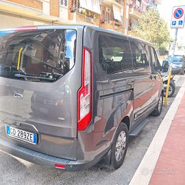 Tourneo Custom PHEV  VIP - Allestito Disabili