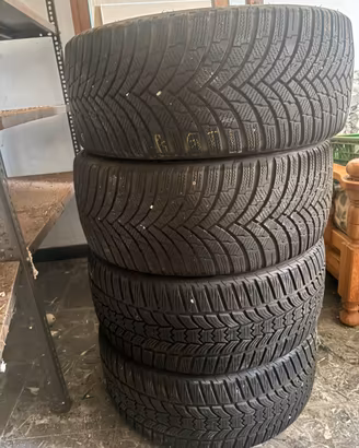 Treno gomme invernali 70%  Firestone