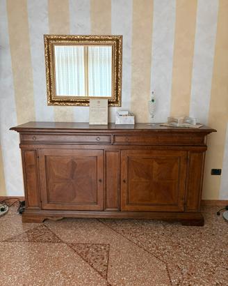 Credenza in arte povera