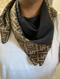 Foulard Fendi in seta
