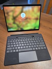 Microsoft Surface Pro 9 + Tastiera Pro Flex + Pen