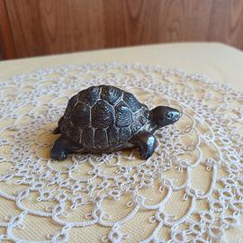 Tartaruga firmata Magrino, ricoperta in argento