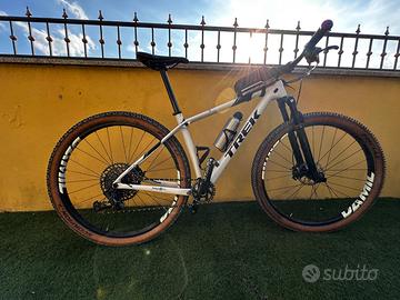 Bici Trek pro caliber 9.8 L 2018