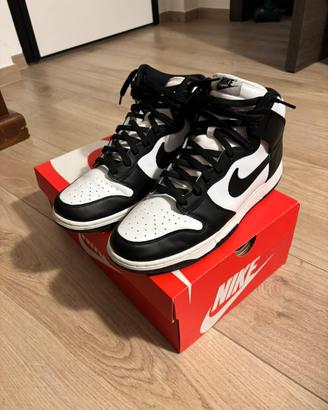 Nike dunk high panda