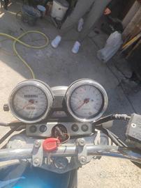 KAWASAKI ZR7 euro 700