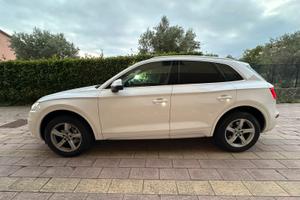Audi Q5 TDI S tronic 190cv