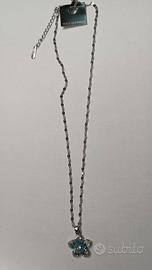 collana con fiore