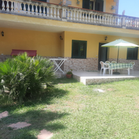 C.V con giardino&p.auto giugno&luglio specialPROMO