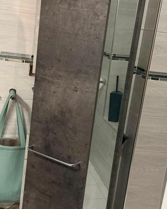 mobili bagno e cucina stesso stile