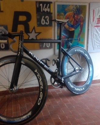 BICI PISTA - SCATTO FISSO - FIXED
