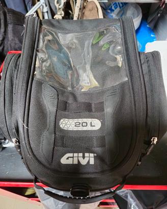GIVI Tanklocked UT809