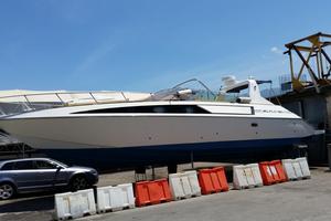 Barca Natante squalo 38-12 metri Cummins 320cv