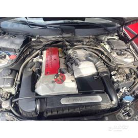 Motore in attesa di prova Mercedes Classe C 2001
