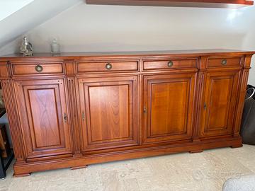 Mobile in legno massello ciliegio, incastri a coda