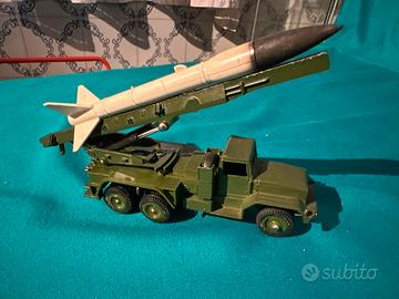 Modellino Dinky Toys Camion Lancia Razzo