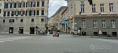 NEGOZIO A GENOVA