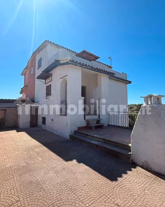 Villa bifamiliare via delle Campanule 15, Cogna, A