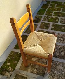 tavolo con 4 sedie in legno
