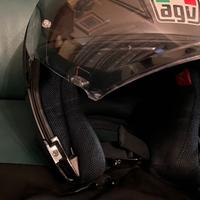 Casco AGV