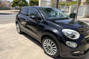 Fiat 500x nera anno 2016 con soli 86.000km