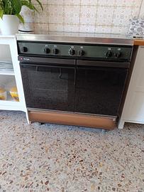 cucina a gas con forno elettrico 