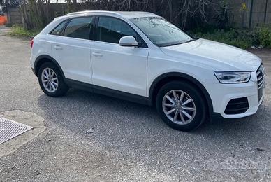 Audi Q3  Automatica