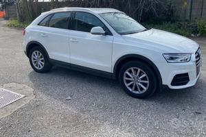 Audi Q3  Automatica