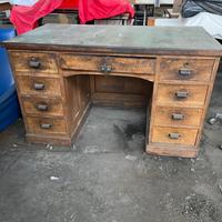 Scrivania fine ‘800