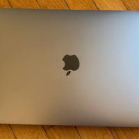 MACBOOK PRO M1