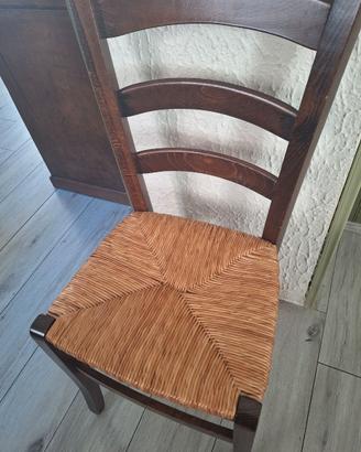 Sedia rustica in paglia