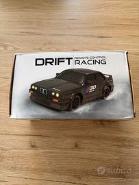 Auto RC Drift 1:24 4WD con Luci LED 20KM/H 2.4GHz