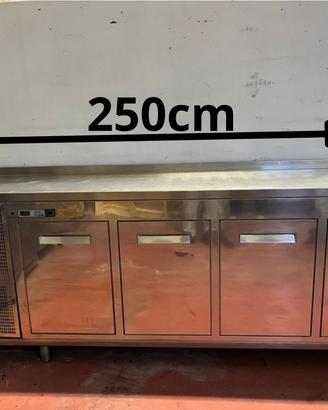 Banco frigo inox 250 cm – 4 ante