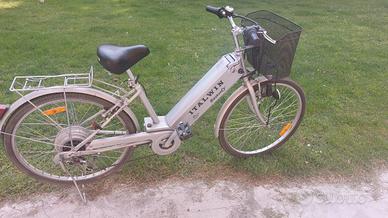 bicicletta elettrica buono stato