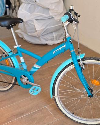 Bicicletta ragazzina