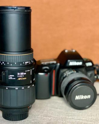 Nikon F70 con zoom originale 28-80 AF + Zoom 70-30