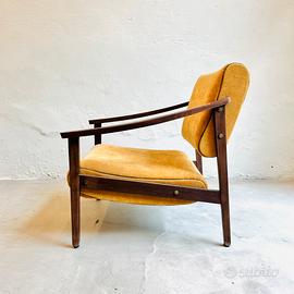 Poltrona Dal Vera anni 50, restaurata.