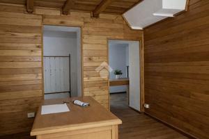 NEGOZIO A LANZO TORINESE