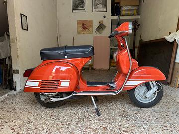 Vespa piaggio 200 rally